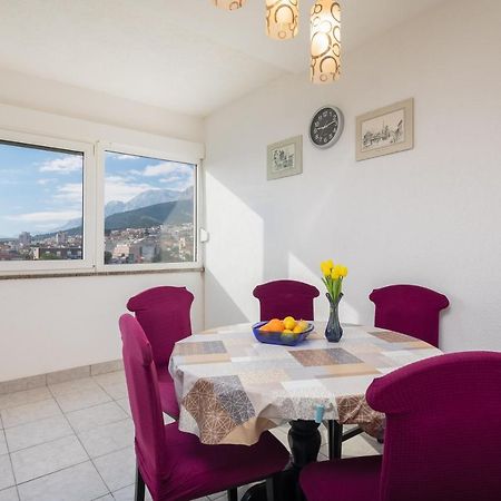 Edita - Apartment In Town Centre Makarska Buitenkant foto