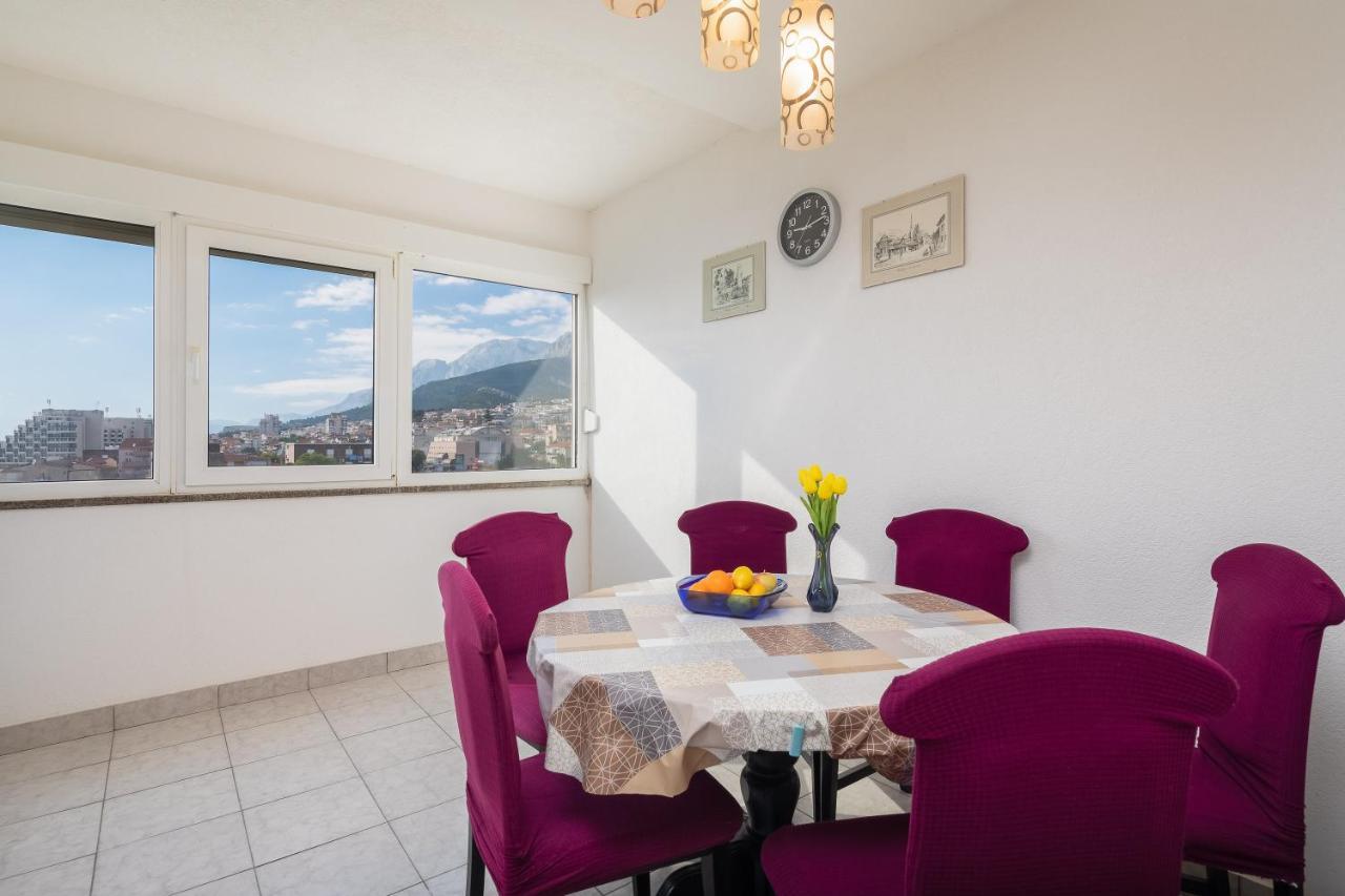 Edita - Apartment In Town Centre Makarska Buitenkant foto